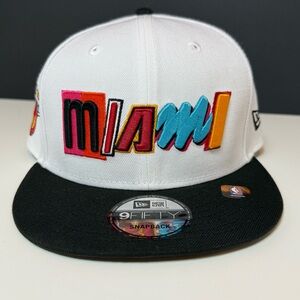 New Era Cities Series Miami Heat Snapback Hat - White and Black One Size NWT